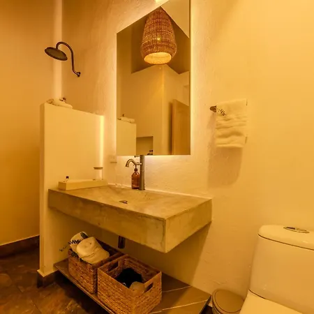 Hotel Moet Boutique Adutls Only 4*