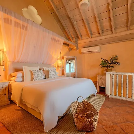 Moet Boutique Adutls Only Hotel