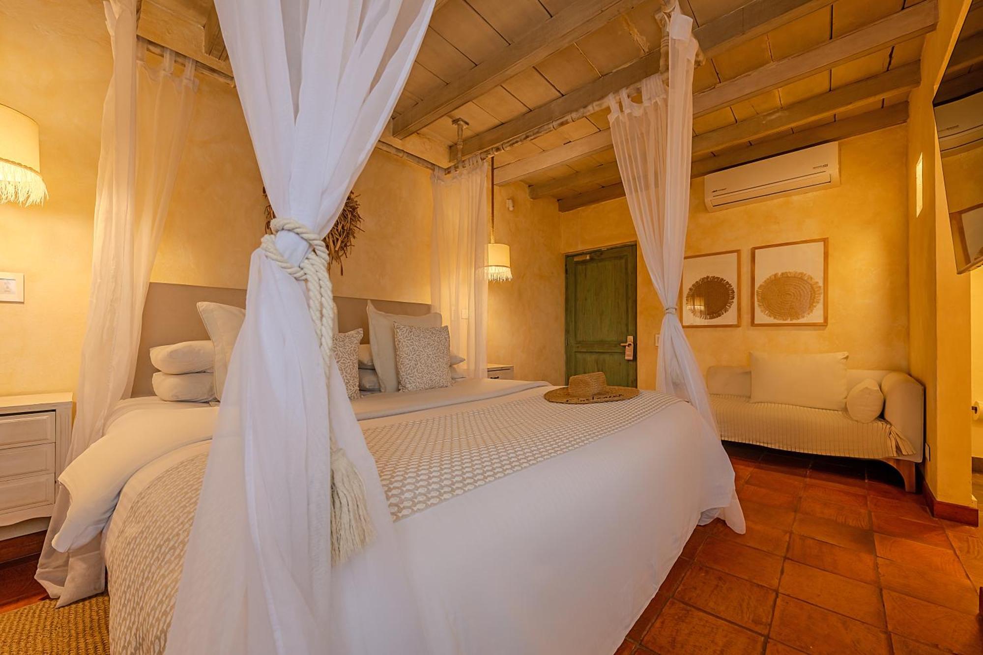 Moet Boutique Adutls Only Cartagena