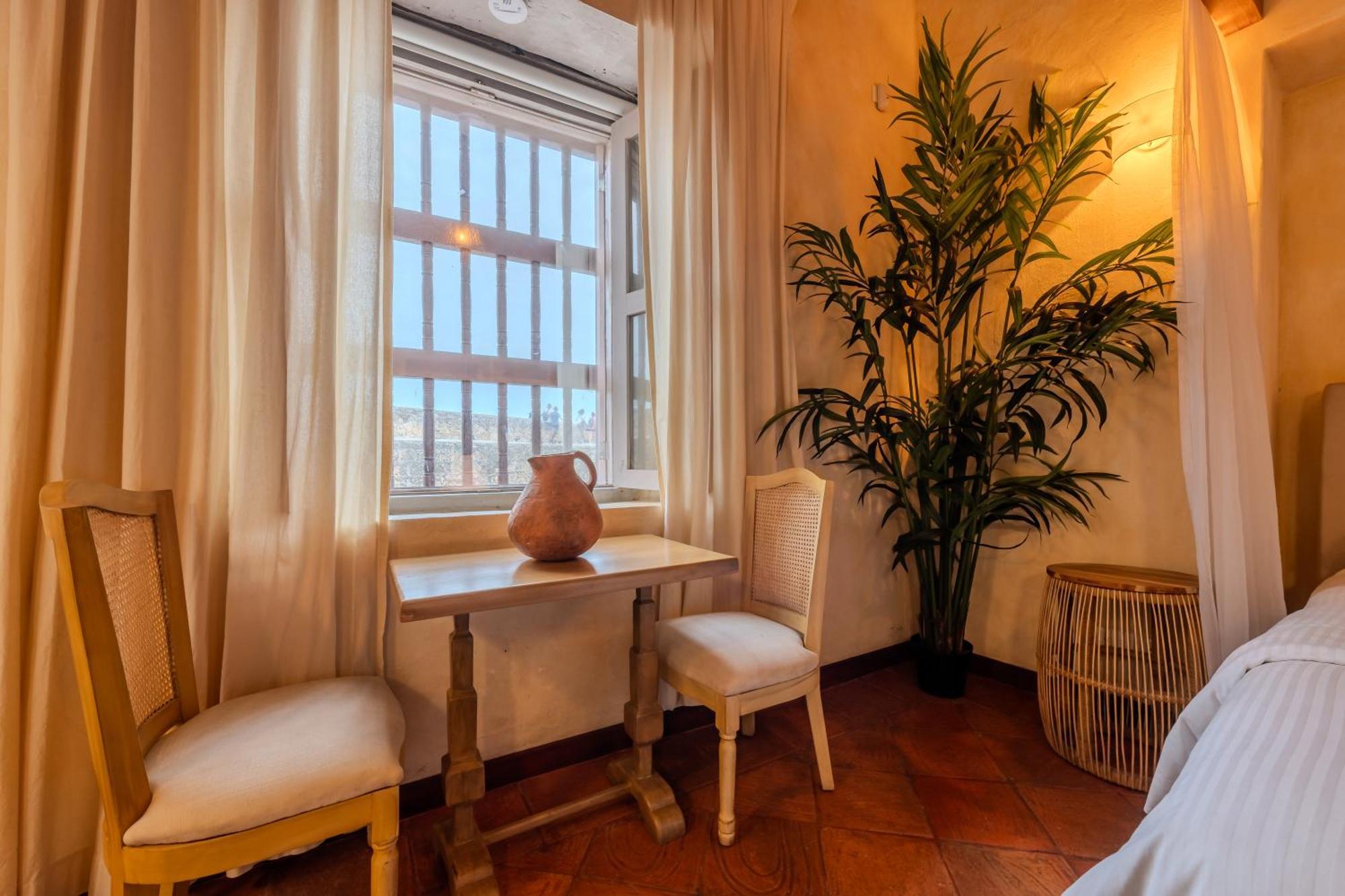 Moet Boutique Adutls Only Hotel 4*